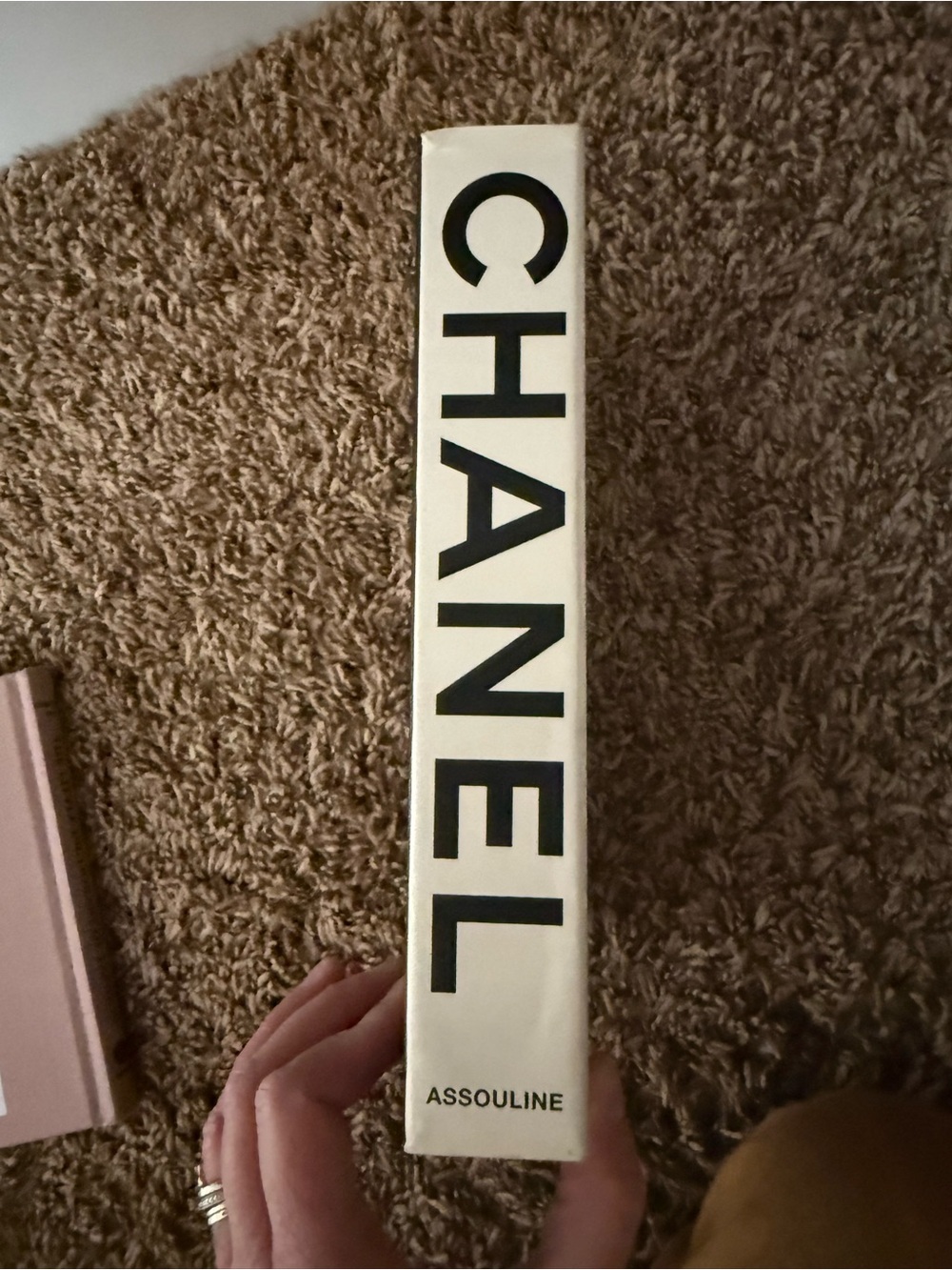 Chanel 3 book set with Iconic Black & White Design slip cover - Picture 10 of 10